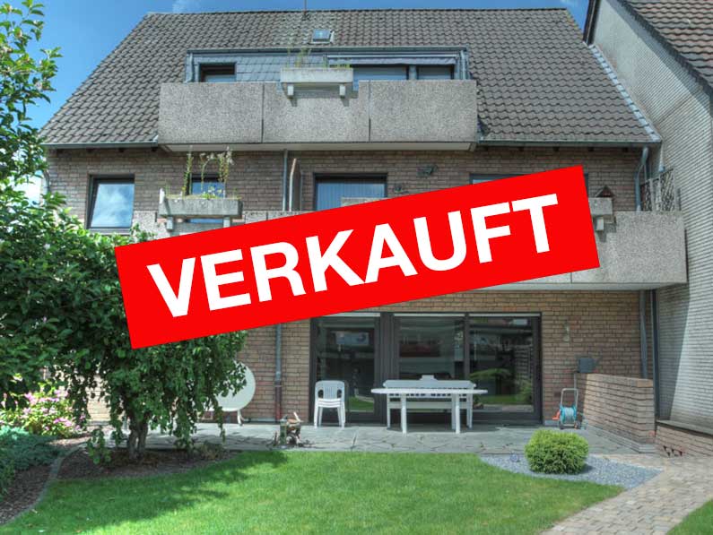 DIE-Gelegenheit: Solides Mehrfamilienhaus in TOP-Lage mit<br />
Garagen und Entwicklungspotenzial